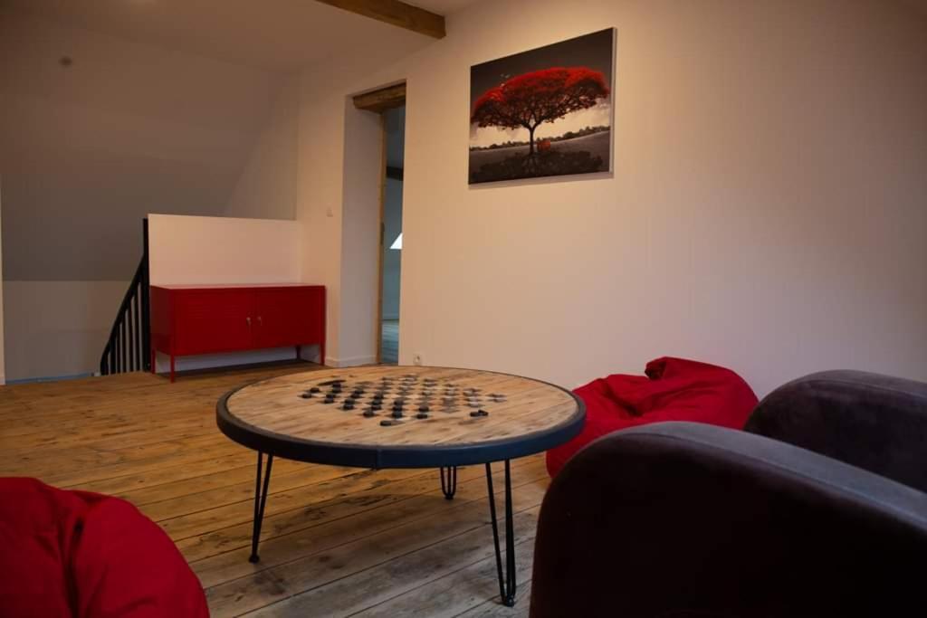 Cyris - Chambres Duplex Climatisees - Spa & Piscine Centre Ville Saint-Germain-des-Fosses ภายนอก รูปภาพ